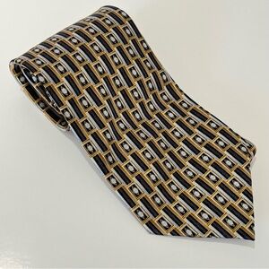 Consenso 100% Silk Hand Sewn Geometric Tie Vertical Rectangle Pattern Business